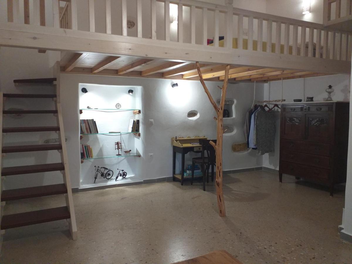 Imellos Aperathos Bagian luar foto