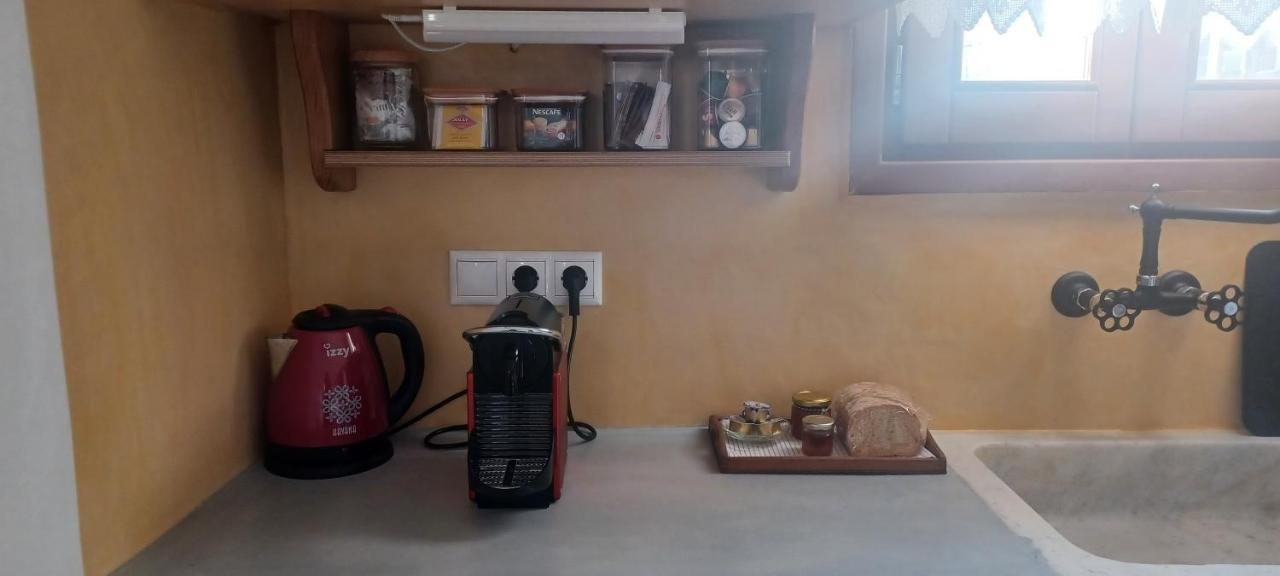 Imellos Aperathos Bagian luar foto